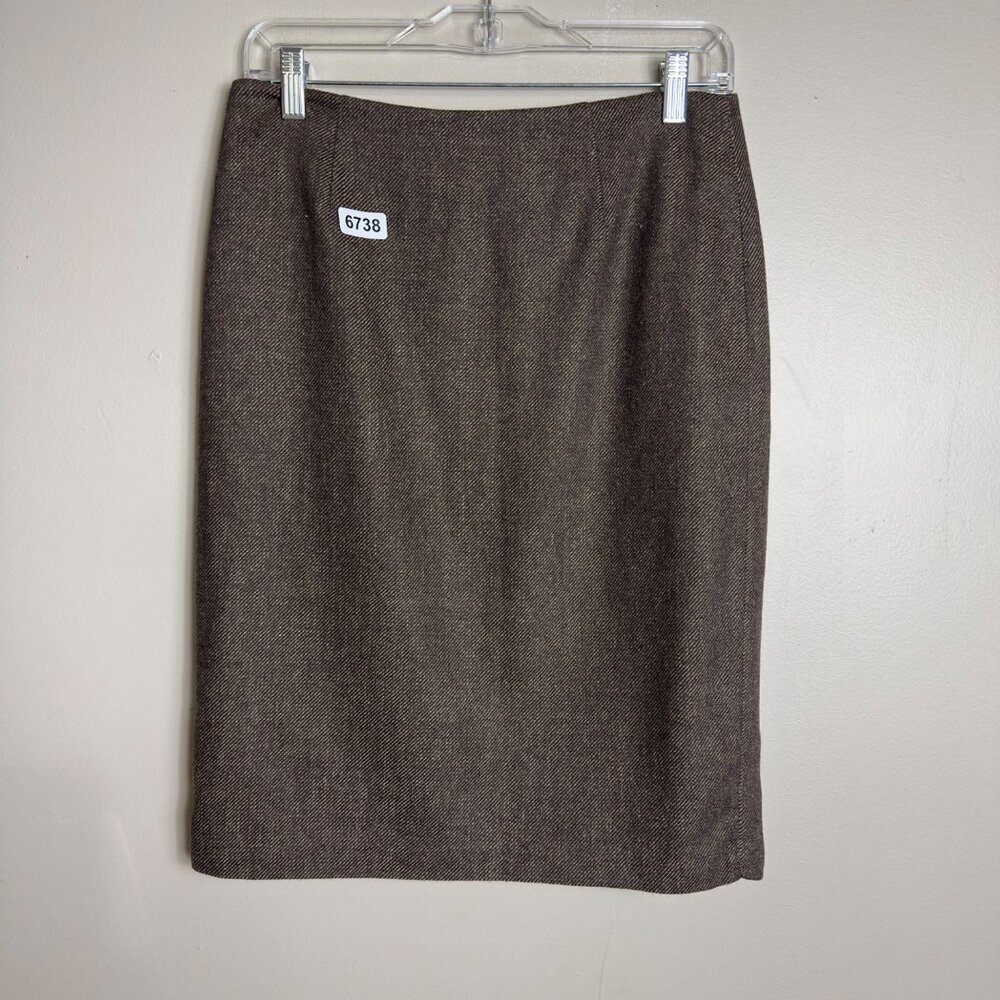spiegel size 6  wool blend .euc